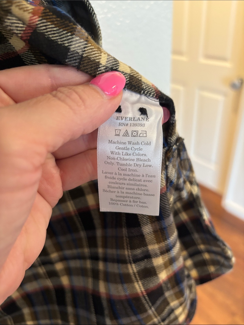 EVERLANE The Boxy Flannel - Picture 6 of 7